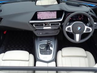 BMW Z4 M40i 直6ターボエンジン　ヘッドアップディスプレイの画像4