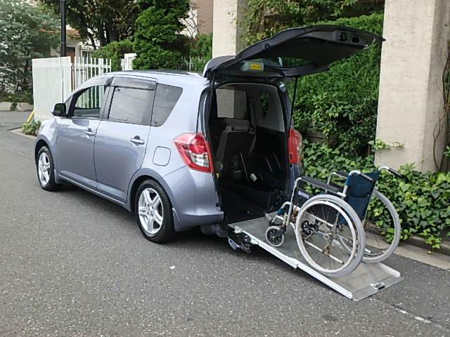 トヨタ ラクティス Ｇ　福祉車両　スローパー　車椅子移動車　５人乗りの画像1