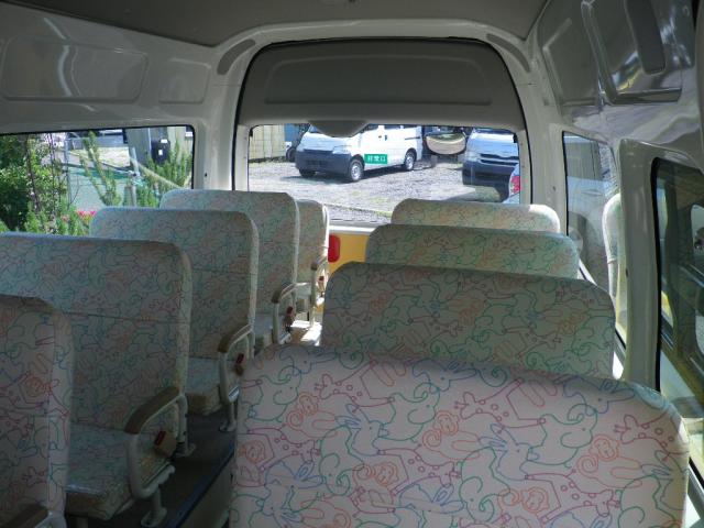トヨタ ハイエース 幼児バス　園児バス　超低走行　３/２５人の画像7