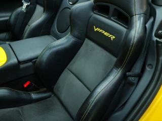 ダッジ バイパー SRT10　VCA　Edition　世界５０台限定車 ワンオーナーの画像13