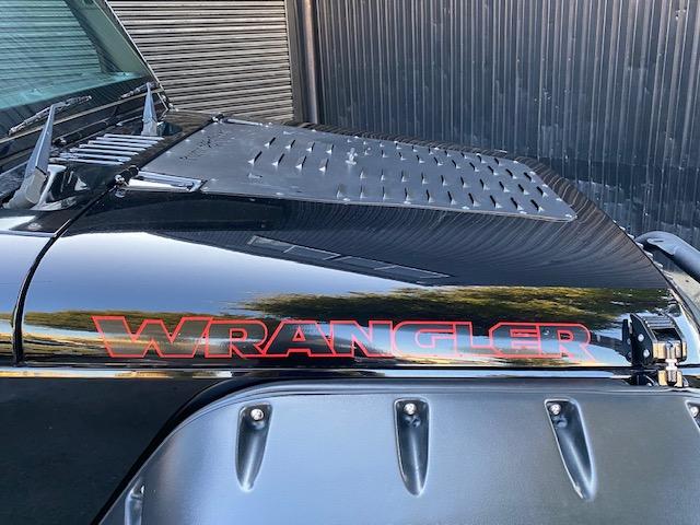 クライスラー ジープ・ラングラーアンリミテッド サハラ　4WD　カスタム　ブラックレザー　リフトアップ　20AWの画像11
