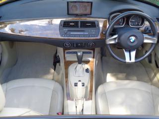 BMW Z4 直6-25L ベージュ革 ロードスター２．５ｉの画像4